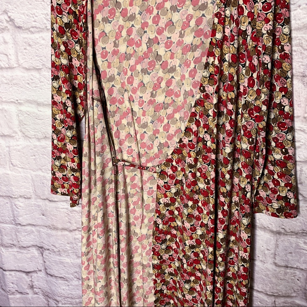 BCBG Patterned Wrap Dress NWOT - Picture 5 of 6